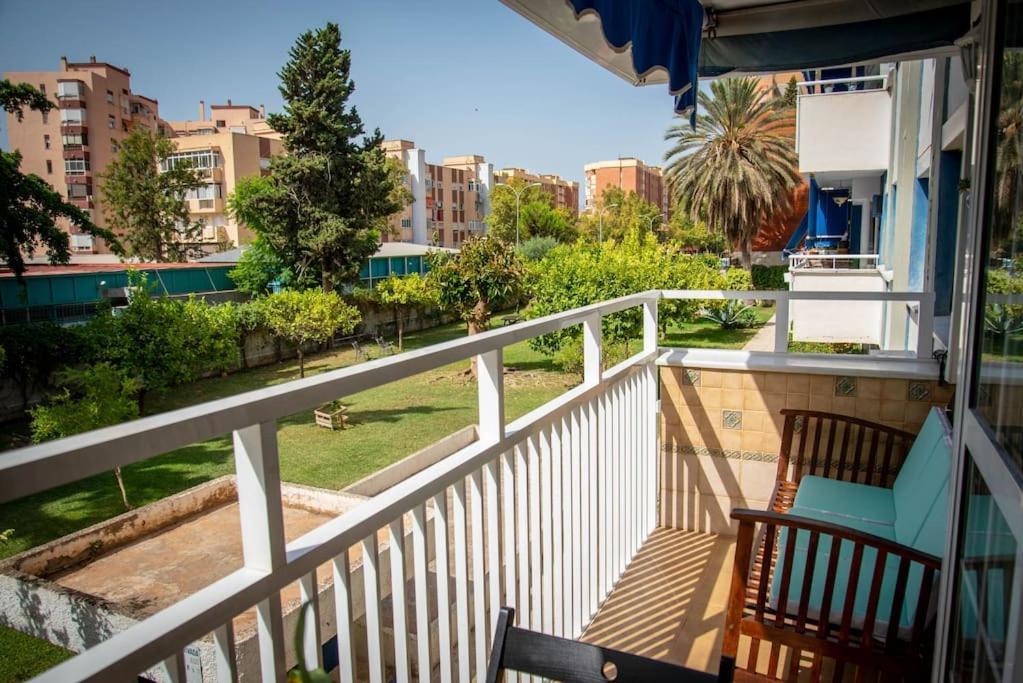 Piso Con Jardin Daire Málaga Dış mekan fotoğraf