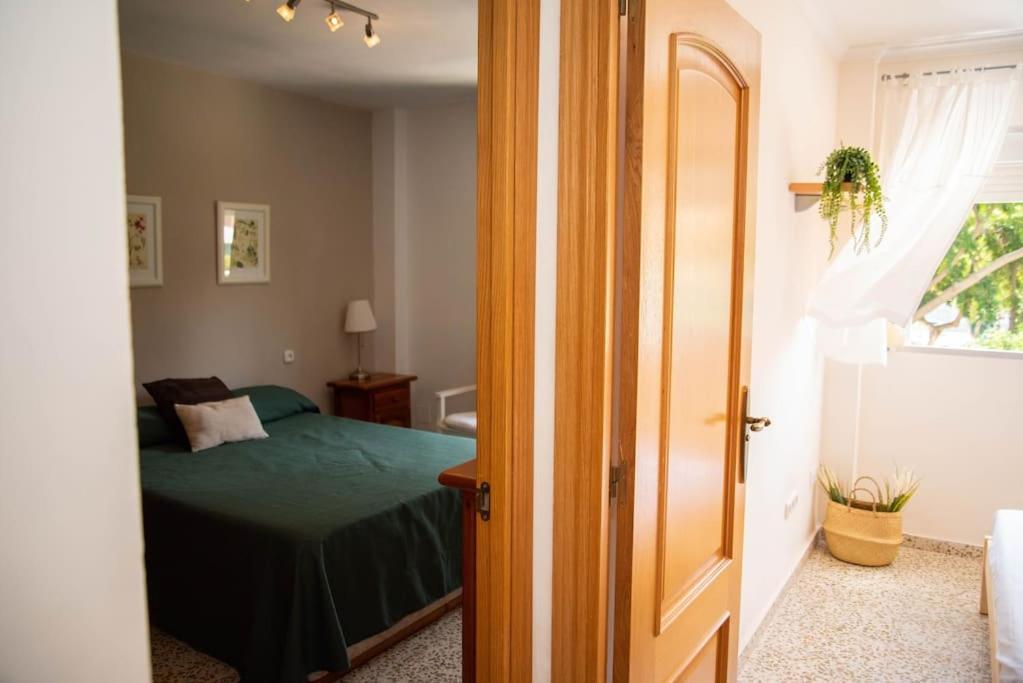 Piso Con Jardin Daire Málaga Dış mekan fotoğraf