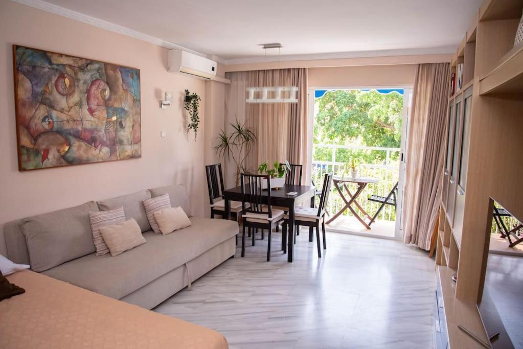 Piso Con Jardin Daire Málaga Dış mekan fotoğraf