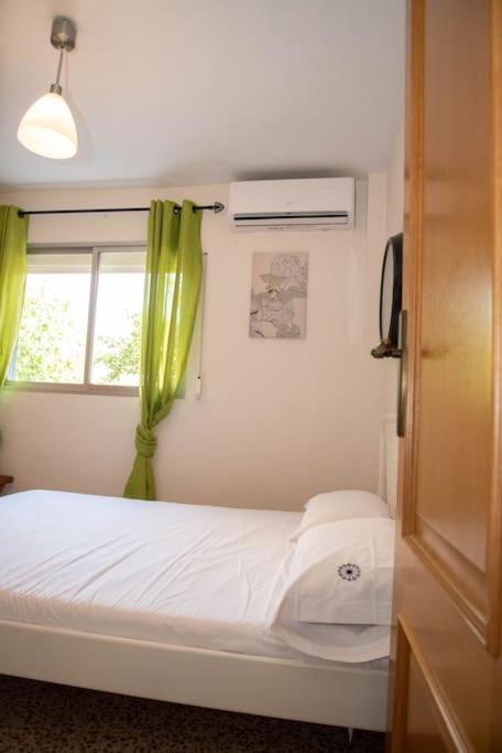 Piso Con Jardin Daire Málaga Dış mekan fotoğraf